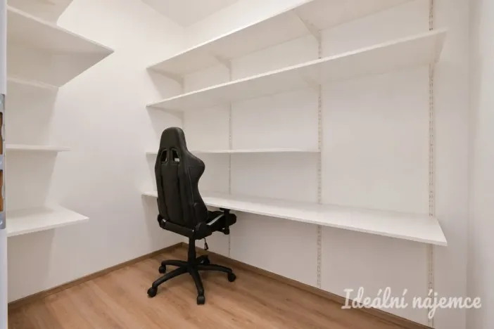 Pronájem bytu 2+kk, Moravany, Višňová, 61 m2