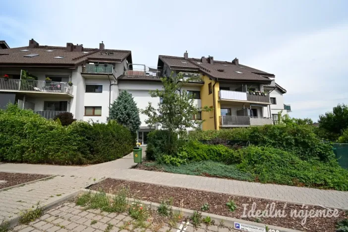 Pronájem bytu 2+kk, Moravany, Višňová, 61 m2