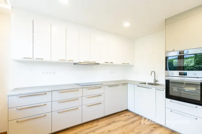 Pronájem bytu 3+kk, Praha - Vršovice, Baškirská, 85 m2