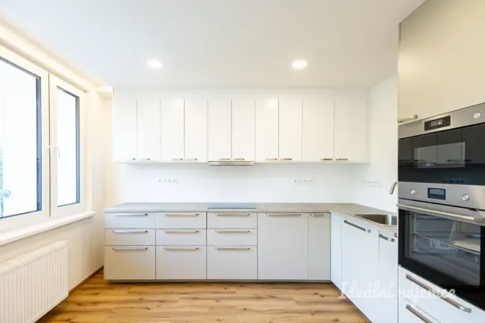 Pronájem bytu 3+kk, Praha - Vršovice, Baškirská, 85 m2