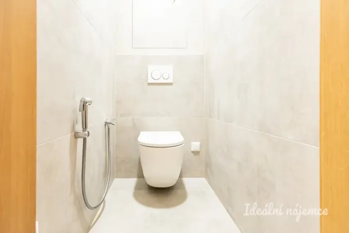 Pronájem bytu 3+kk, Praha - Vršovice, Baškirská, 85 m2