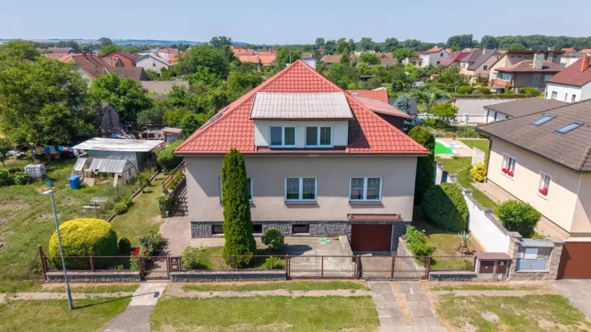 Prodej vícegeneračního domu, Veltruby, Nová, 340 m2