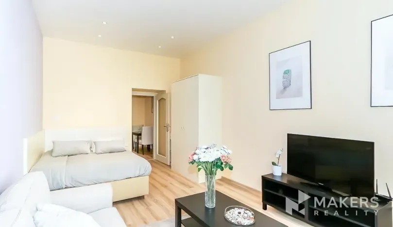 Pronájem bytu 1+1, Praha - Vinohrady, Máchova, 40 m2