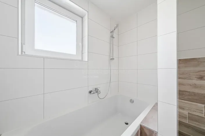 Prodej bytu 2+kk, Bahnhofstraße,Groß-Siegharts,Rakousko, 39 m2
