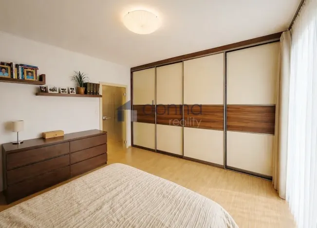 Pronájem bytu 3+kk, Praha, Nad Smetankou, 86 m2