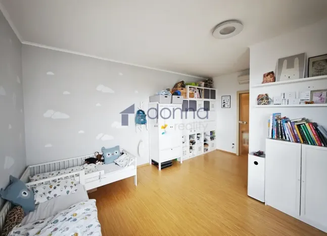Pronájem bytu 3+kk, Praha, Nad Smetankou, 86 m2