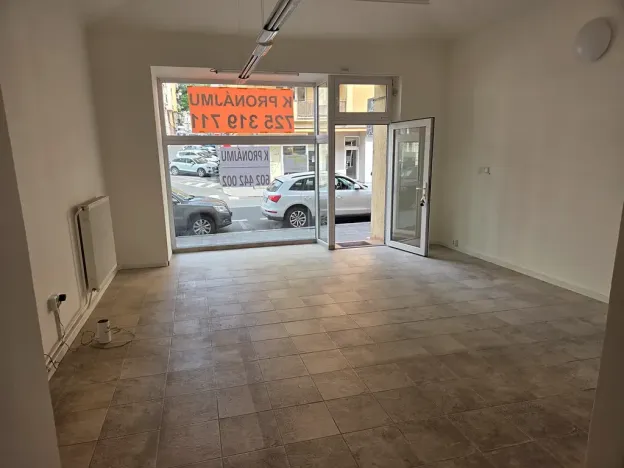 Pronájem obchodního prostoru, Ústí nad Labem, Pařížská, 56 m2