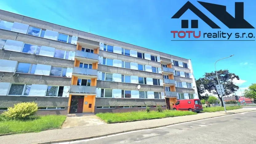 Pronájem bytu 1+1, Jaroměř, nábřeží 17. listopadu, 35 m2