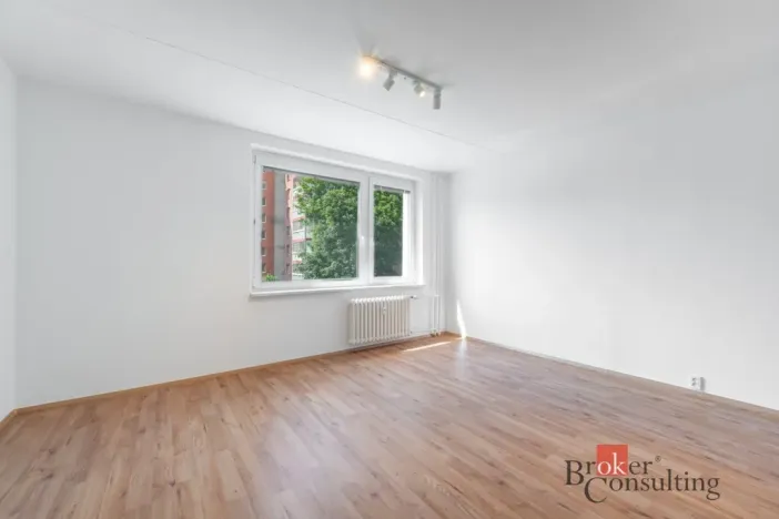 Pronájem bytu 1+kk, Brno - Židenice, Blatnická, 32 m2