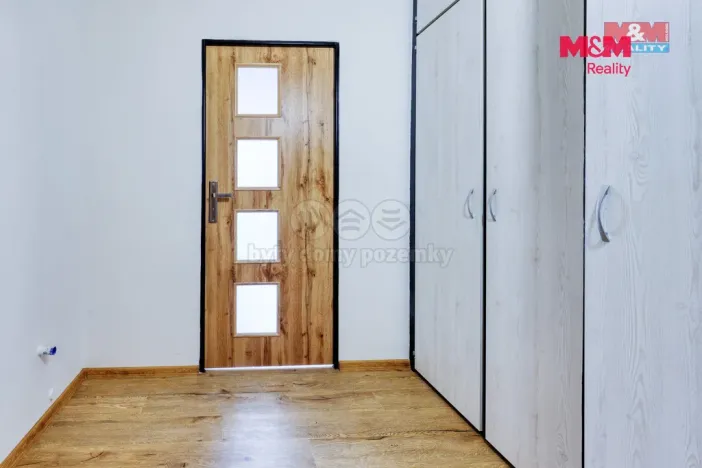 Prodej bytu 1+kk, Plzeň - Severní Předměstí, Brněnská, 31 m2