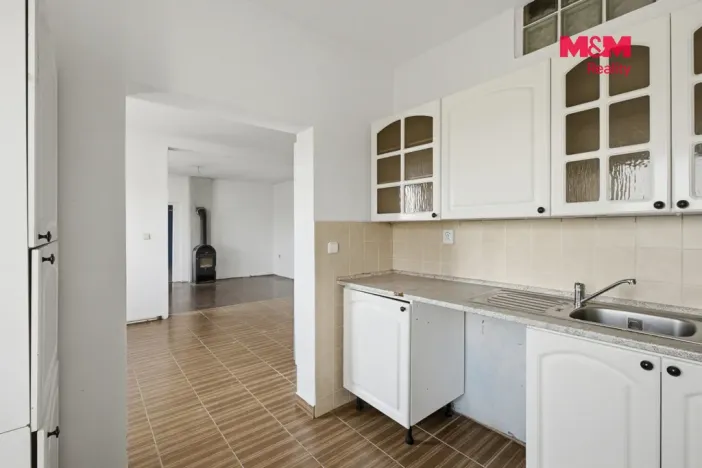 Prodej rodinného domu, Kněževes, Libušina, 100 m2
