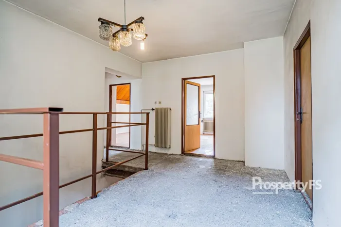 Prodej rodinného domu, Janovice, 250 m2