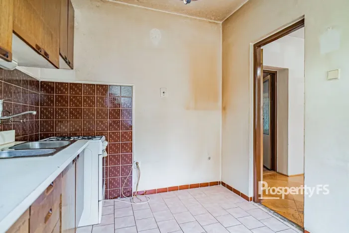 Prodej rodinného domu, Janovice, 250 m2
