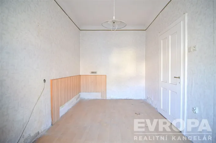 Prodej rodinného domu, Břeclav - Poštorná, Celnice-středisko služeb, 120 m2