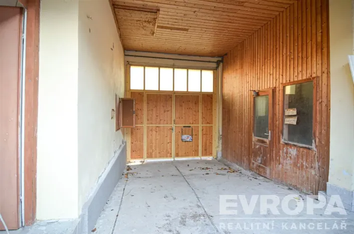 Prodej rodinného domu, Břeclav - Poštorná, Celnice-středisko služeb, 120 m2