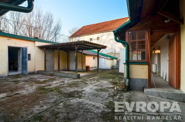Prodej rodinného domu, Břeclav - Poštorná, Celnice-středisko služeb, 120 m2