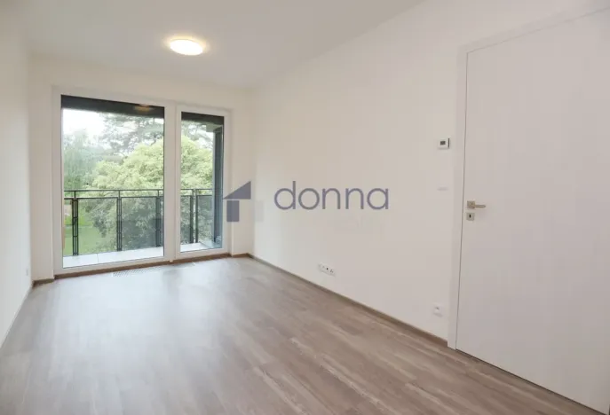 Pronájem bytu 2+kk, Praha - Háje, Sochorcova, 64 m2