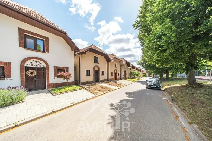 Prodej vinného sklepa, Čejkovice, 84 m2