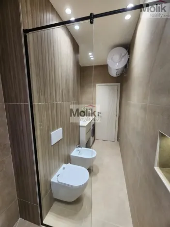Prodej bytu 2+kk, Drač, 68 m2