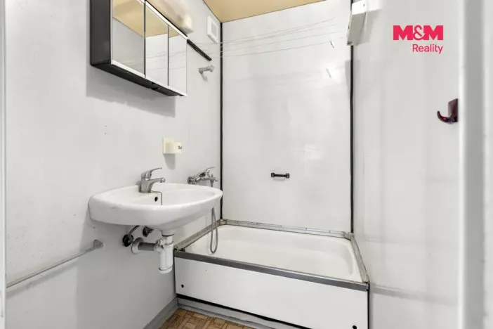 Prodej bytu 1+1, Chrudim - Chrudim IV, Hradištní, 42 m2