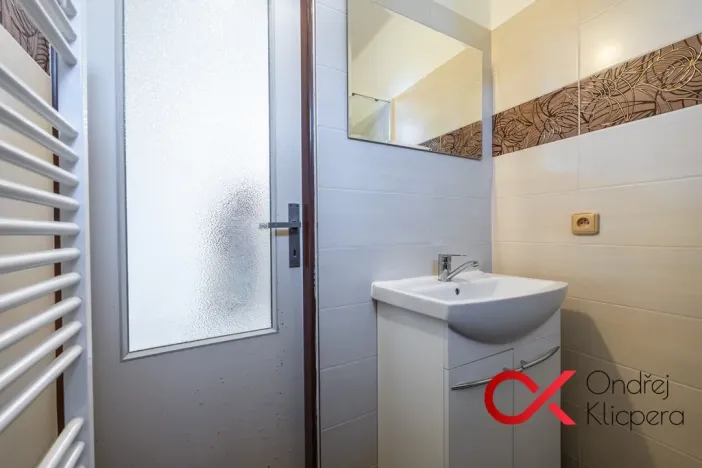 Prodej bytu 3+1, Kostelní Lhota, 75 m2