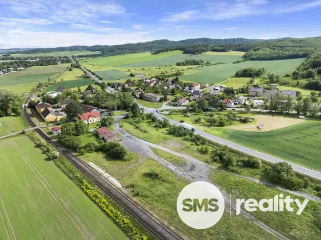 Prodej komerčního pozemku, Krnov, 15670 m2