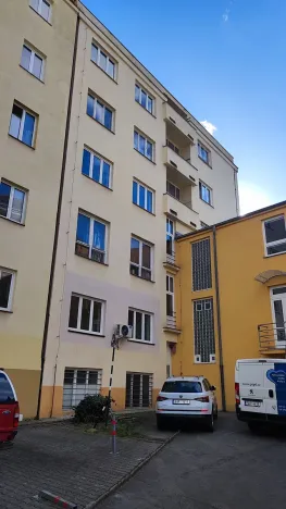 Prodej bytu 3+1, Praha, Bělohorská, 85 m2