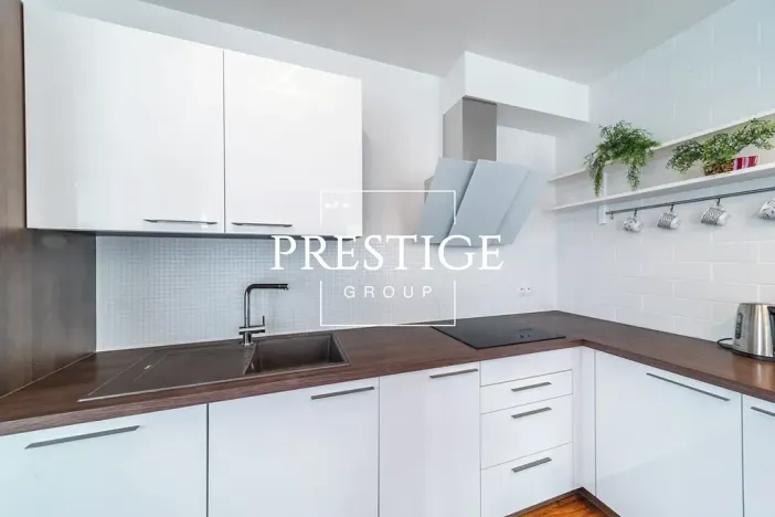 Pronájem bytu 2+kk, Praha - Karlín, Nekvasilova, 62 m2