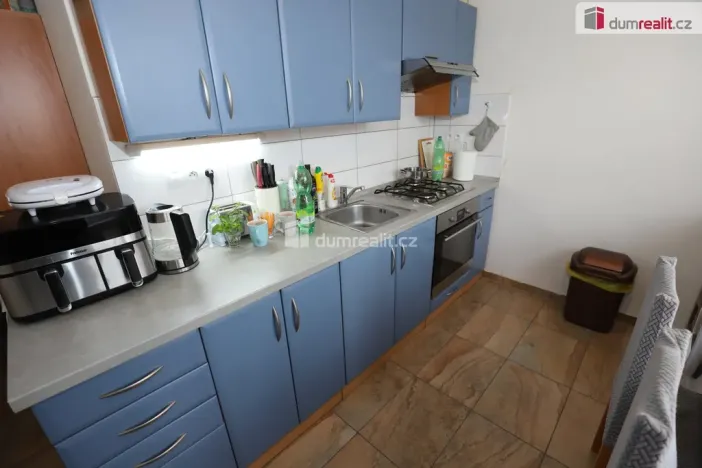 Prodej bytu 2+1, Karlovy Vary - Drahovice, Vítězná, 68 m2