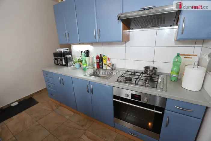 Prodej bytu 2+1, Karlovy Vary - Drahovice, Vítězná, 68 m2