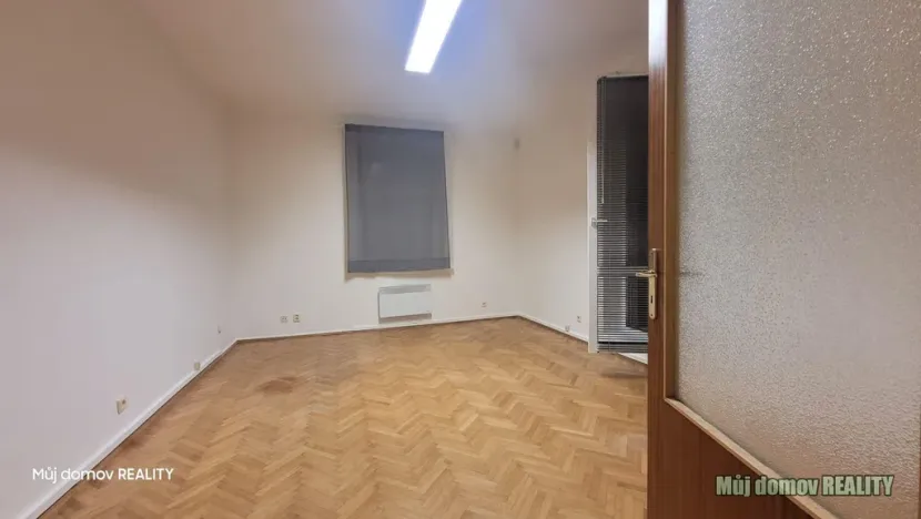 Pronájem bytu 3+1, Praha - Kobylisy, Nad záložnou, 85 m2