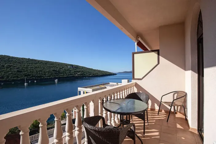 Prodej bytu 3+kk, Bigova, Černá Hora, 65 m2