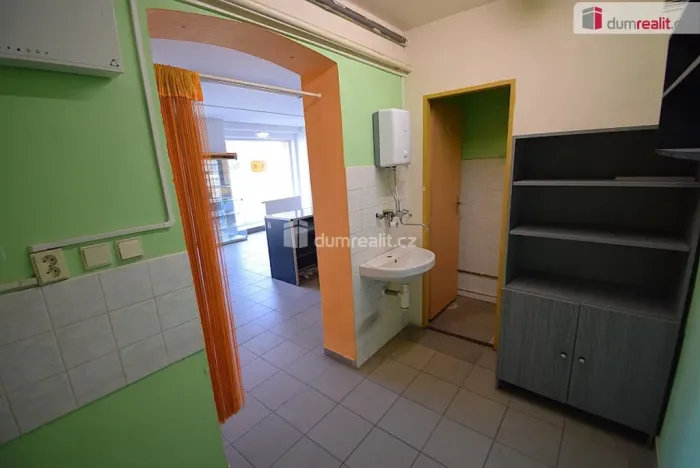Pronájem obchodního prostoru, Kralupy nad Vltavou, Přemyslova, 56 m2