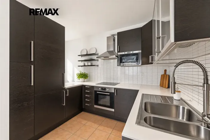 Prodej bytu 3+kk, Praha - Kyje, Sicherova, 79 m2