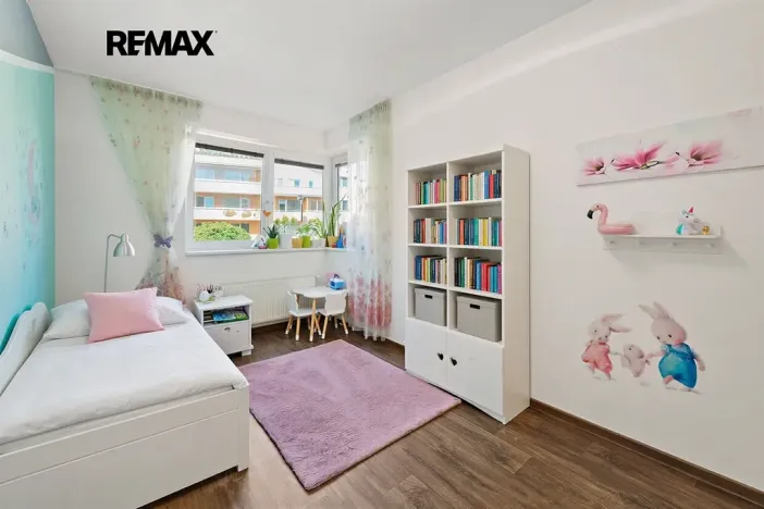 Prodej bytu 3+kk, Praha - Kyje, Sicherova, 79 m2