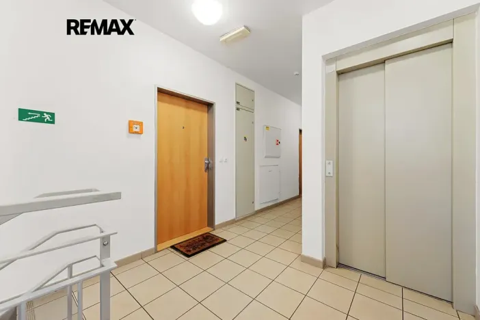Prodej bytu 3+kk, Praha - Kyje, Sicherova, 79 m2