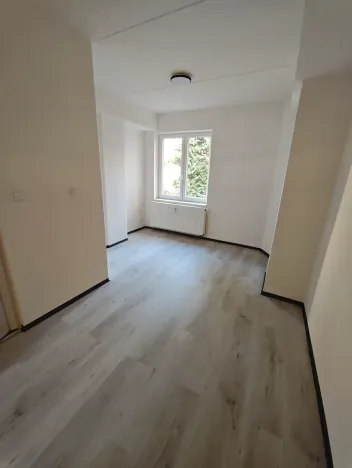 Pronájem bytu 1+kk, Praha - Hlubočepy, Na Zlíchově, 18 m2
