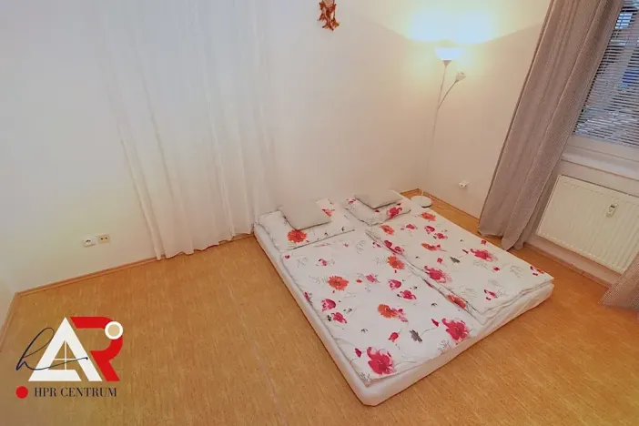 Pronájem bytu 2+kk, Pohořelice, Znojemská, 52 m2