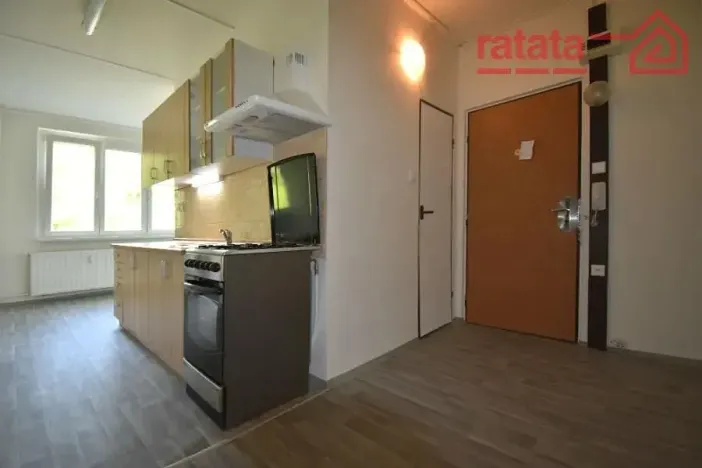Pronájem bytu 2+1, Chomutov, Zahradní, 60 m2