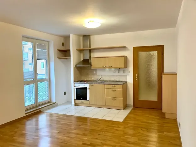Prodej bytu 1+kk, Praha - Troja, Vřesová, 36 m2