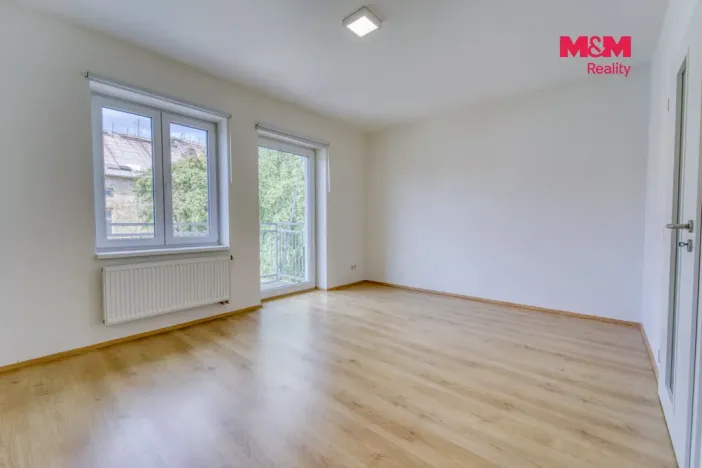 Pronájem bytu 2+kk, Plzeň - Jižní Předměstí, Karlova, 52 m2