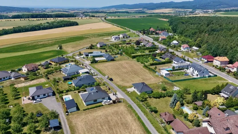 Prodej pozemku pro bydlení, Hvozdná, Zahradní, 1058 m2
