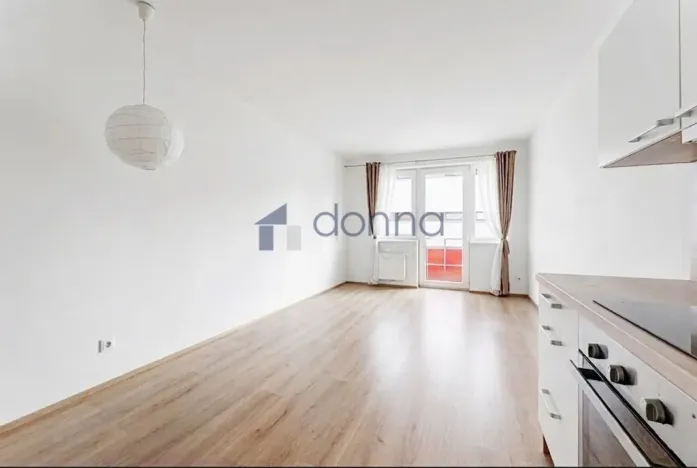Pronájem bytu 1+kk, Praha, U Hostavického potoka, 32 m2