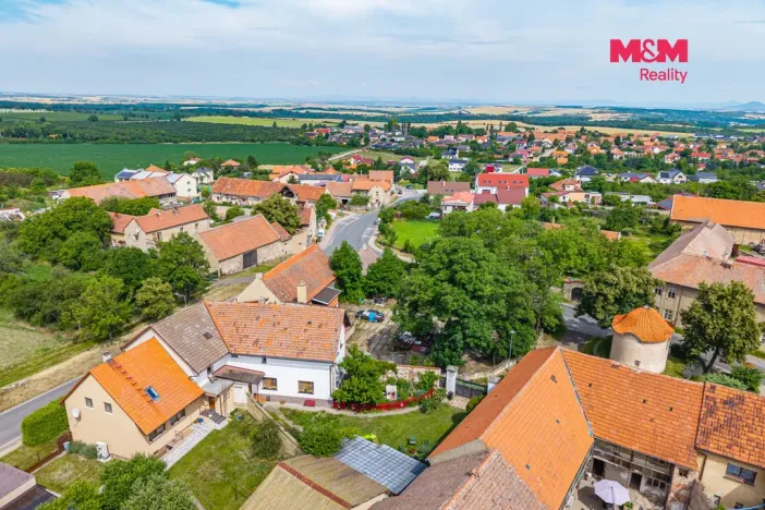 Prodej rodinného domu, Holubice - Kozinec, U Kapličky, 200 m2