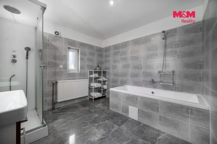 Prodej rodinného domu, Lichkov, 300 m2