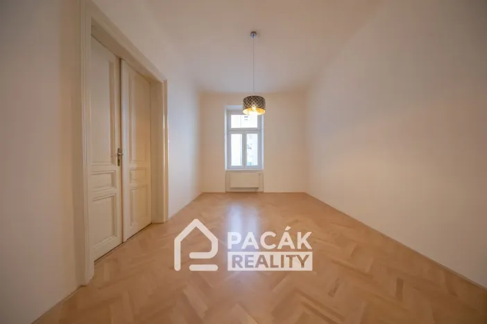Pronájem bytu 3+1, Olomouc, Kollárovo nám., 123 m2