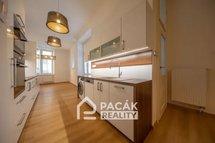 Pronájem bytu 3+1, Olomouc, Kollárovo nám., 123 m2