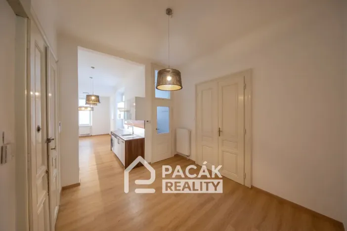 Pronájem bytu 3+1, Olomouc, Kollárovo nám., 123 m2