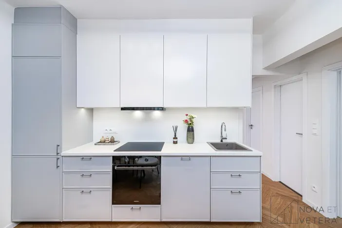 Pronájem bytu 2+kk, Praha - Vršovice, Jakutská, 41 m2
