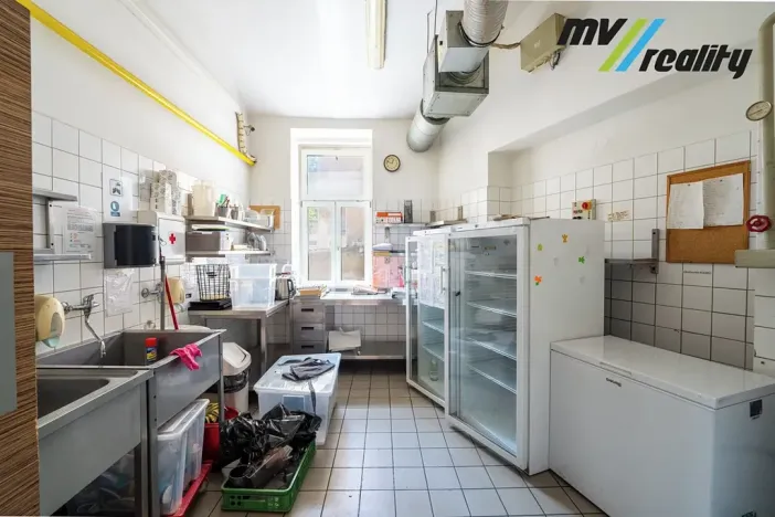 Pronájem obchodního prostoru, Praha - Holešovice, Milady Horákové, 160 m2